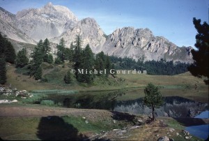 En montant de Ceillac vers le Col Girardin, le lac Miroir, 1983