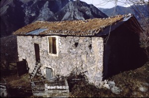 Belvédère, bâtiment rural couvert de tuiles