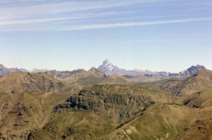 le Mont Viso vu des Garrets, juillet 1984